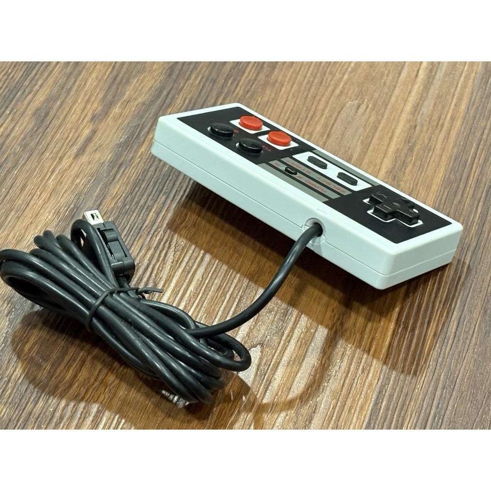 Nintendo NES System Game Controller - Picture 6 of 11